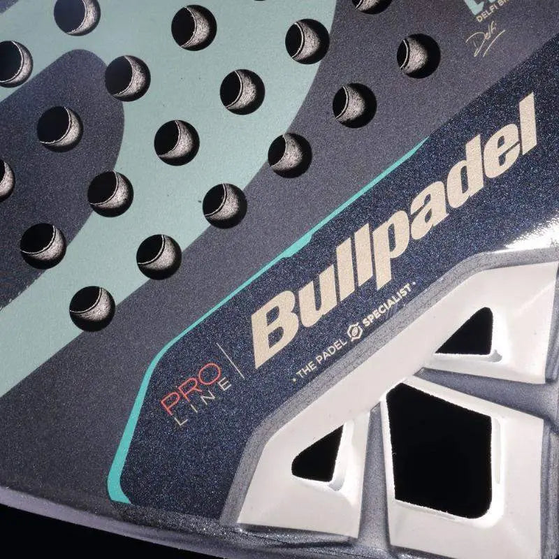 BULLPADEL VERTEX 04 WOMAN 2024 by Delfi Brea - Padel Shop