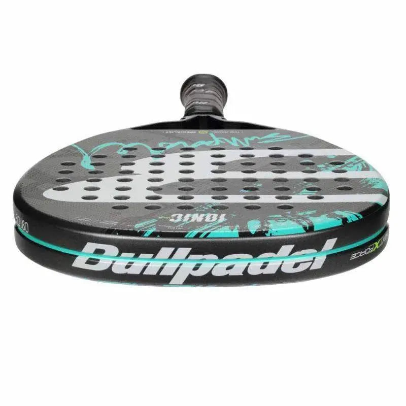 Pala Bullpadel Ionic Light 2024 Pádel Elite